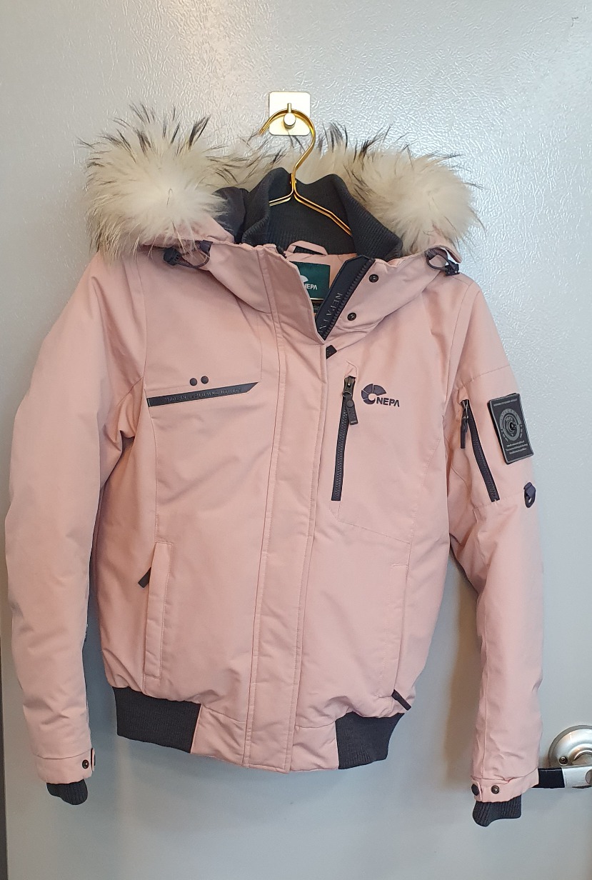 네파EXPLORER구스다운패딩점퍼90우우핓핑크라얼굴이화사해보입니다세