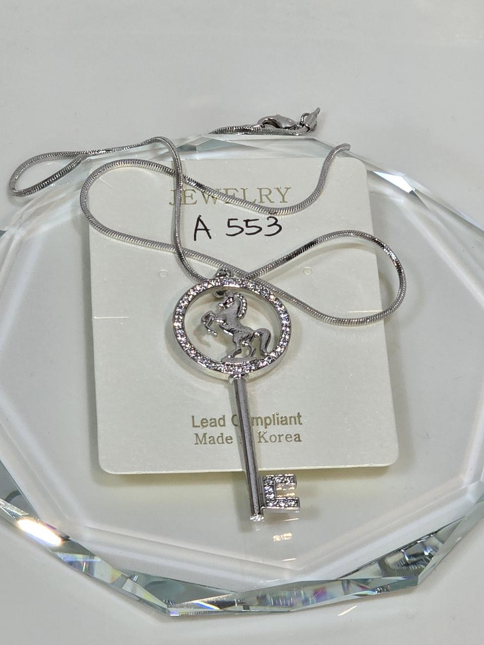 행운의 열쇠 팬던트 목걸이