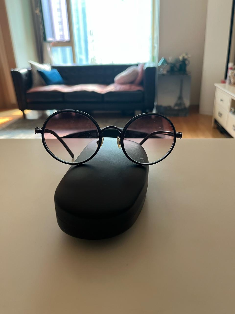 알마니 동그리선글