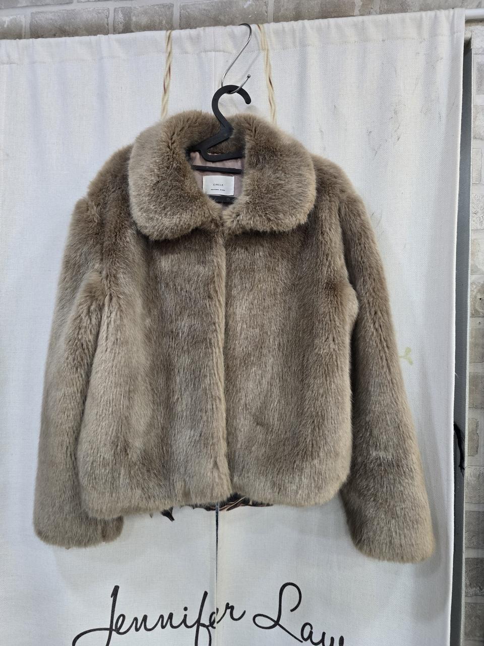 베이지 인조털자켓55