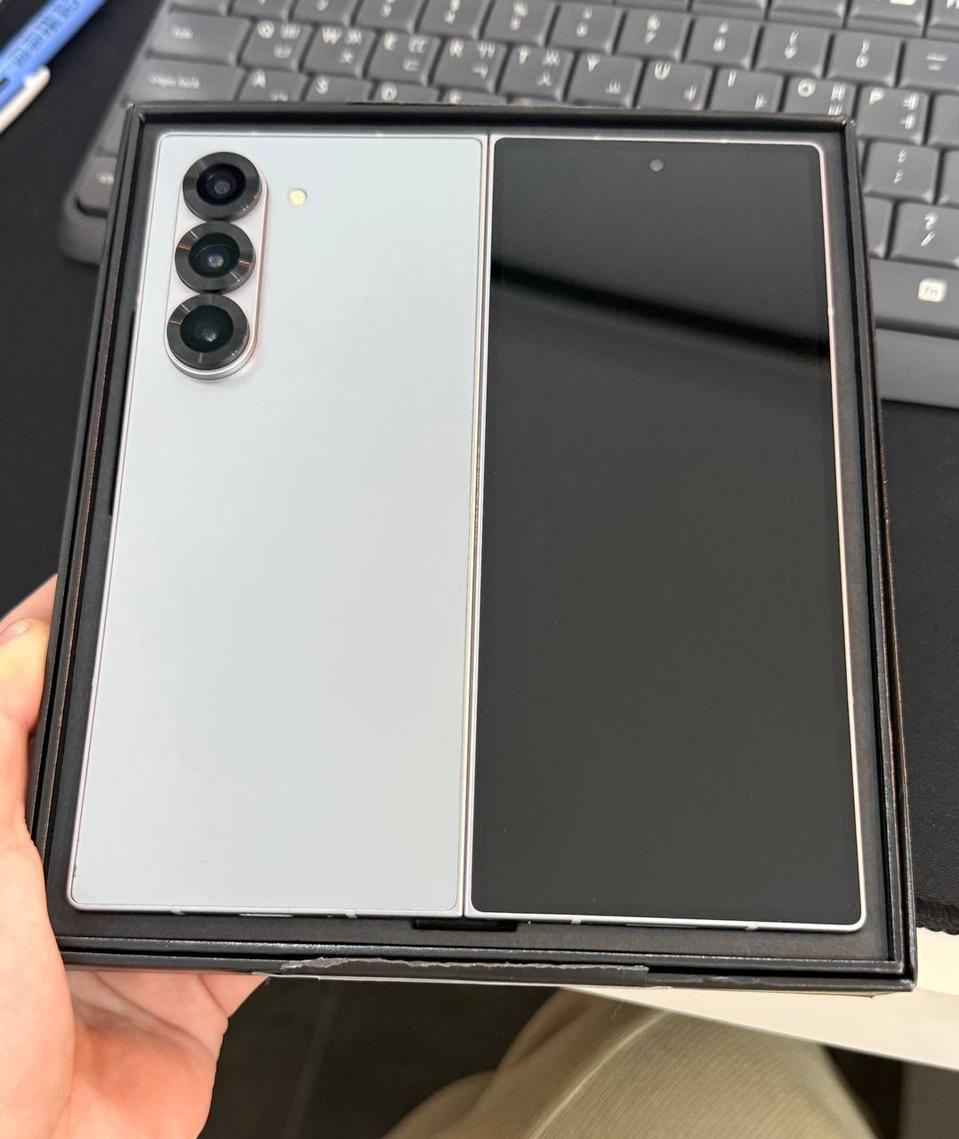 풀박스/A급)갤럭시Z폴드6 실버 256GB