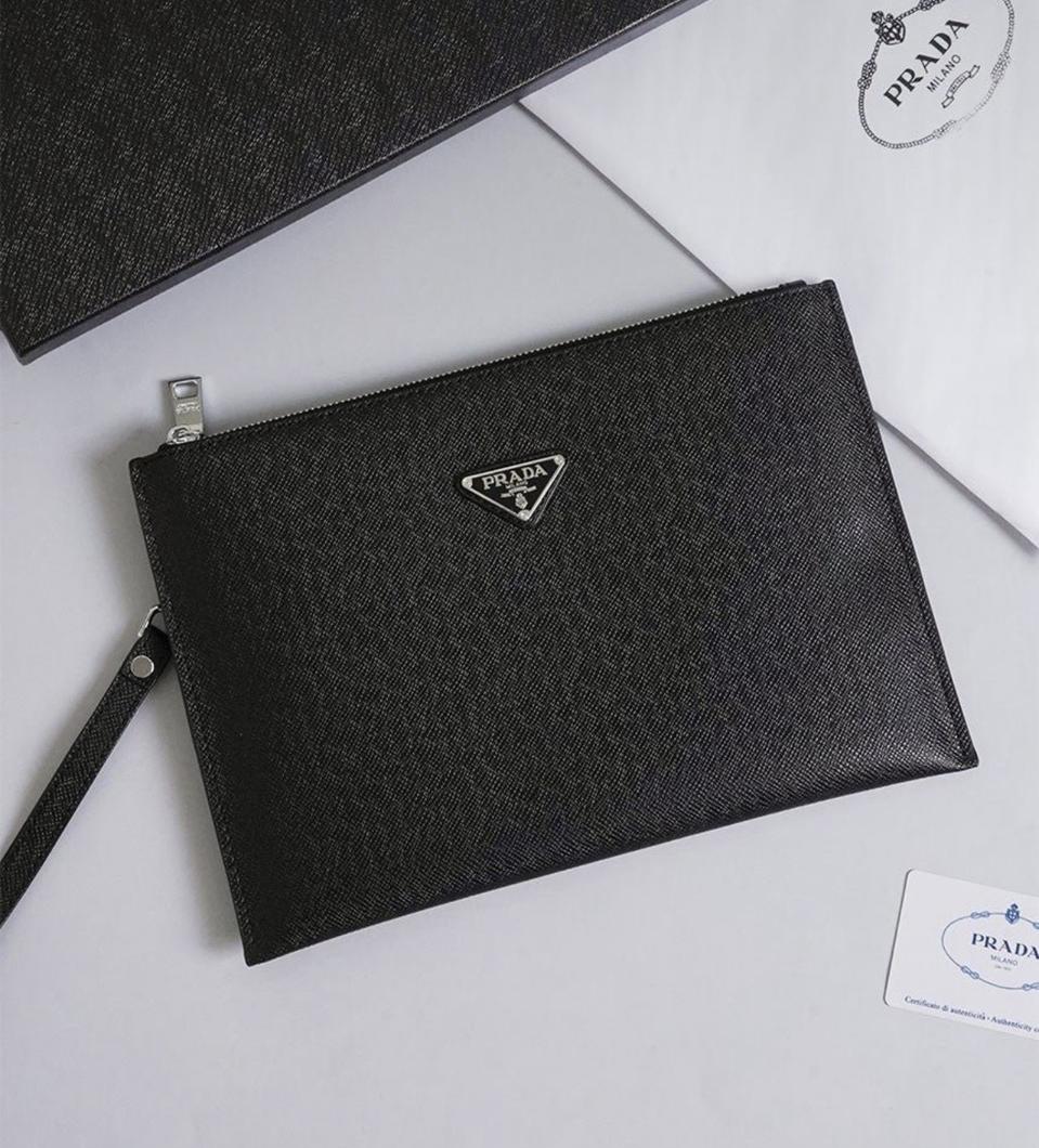 프라다 클러치백(새상품/풀박)