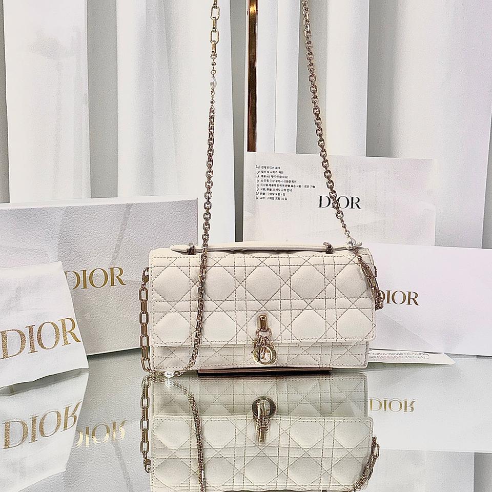 새상품 풀박스 디올 마이디올 미니백 탑핸들 라떼