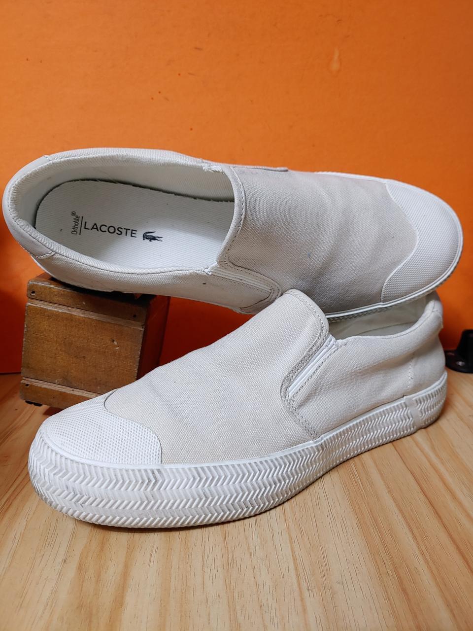 라코스테 스니커즈(US8추천사이즈255)