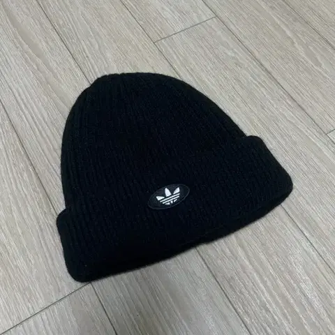 [아디다스]우먼 블랙 숏비니 S(컨디션 최상)