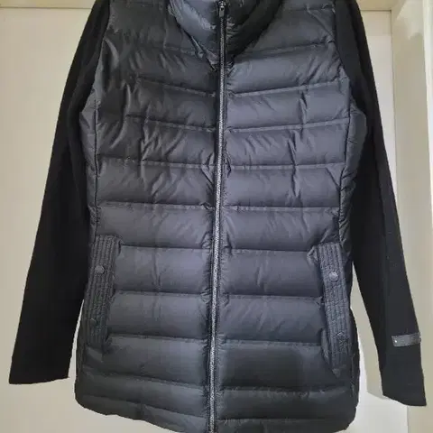 [프로스펙스] 여성 블랙 니트&구스다운(컨디션 최상, S추천)