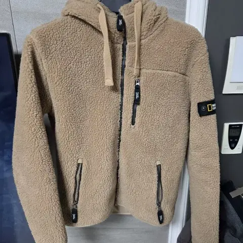 네셔널지오그래픽 뽀글이 플리스 집업 m