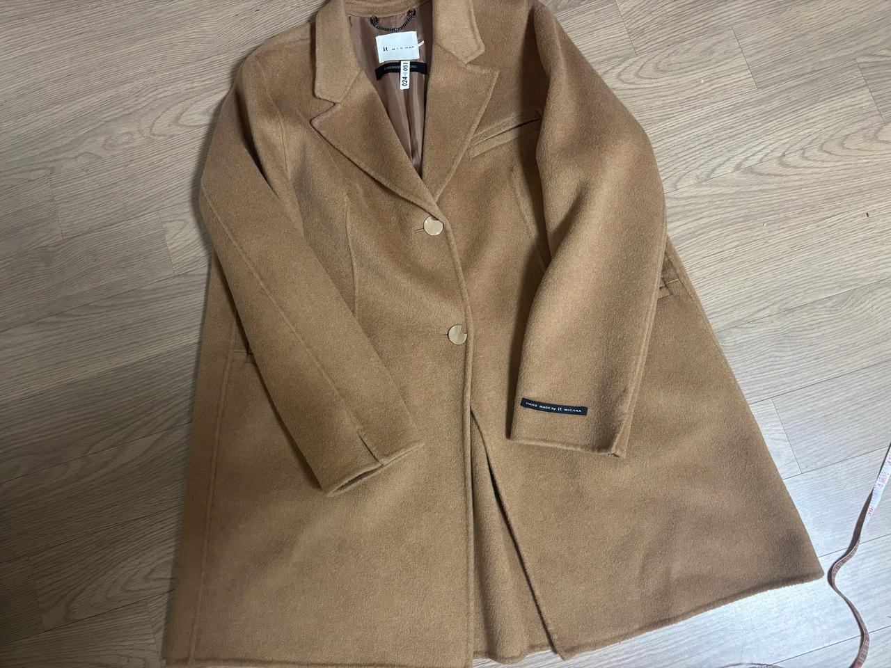 새상품급 잇미샤 핸드메이드 코트 에이라인 카멜베이지 프리사이즈