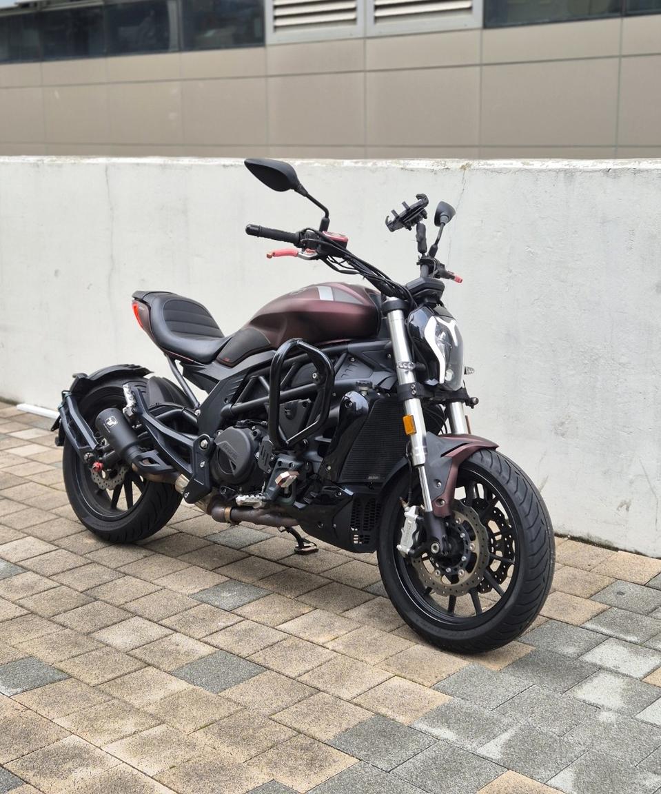 2020년식 베넬리 502c 판매합니다.