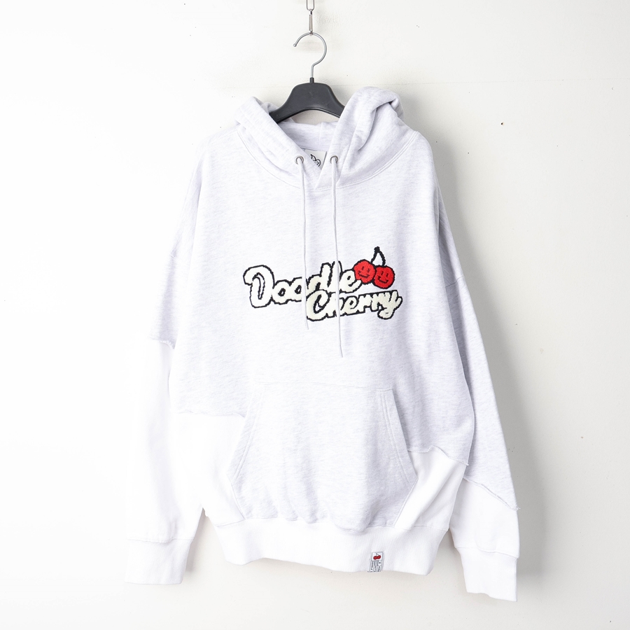 66/키르시 두들 체리 컷 오프 후드티