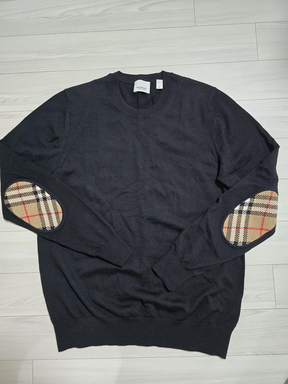 버버리 체크 패치 벰톤 울 니트 M 3번입음 정품  운포