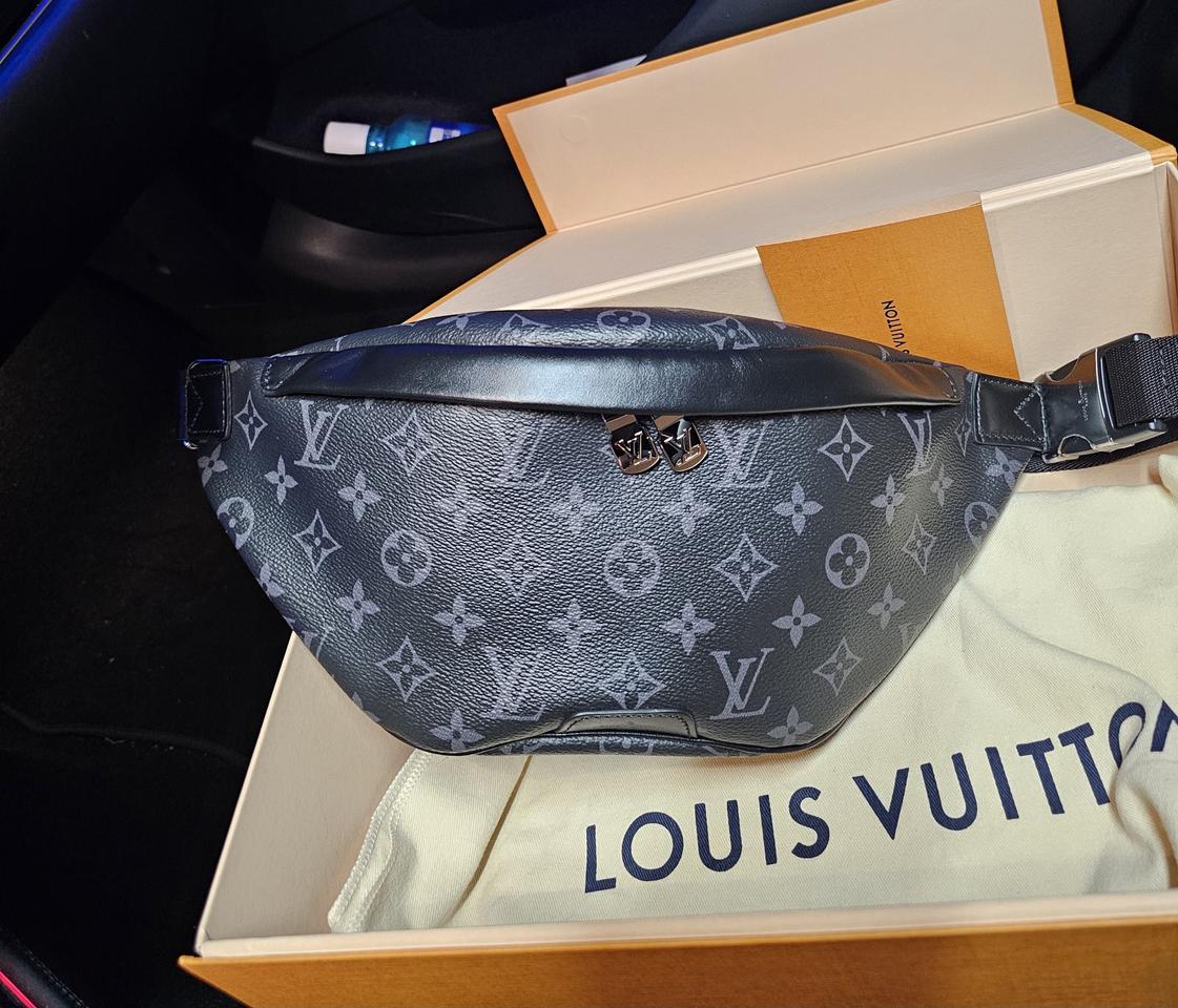 루이비통 이클립스 디스커버리 범백 크로스백 신형 (새상품)