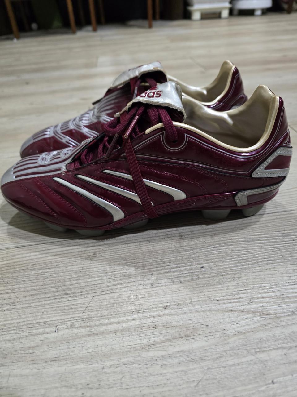 아디다스 프레데터 앱솔라도 베컴 축구화 소장용 (260mm)