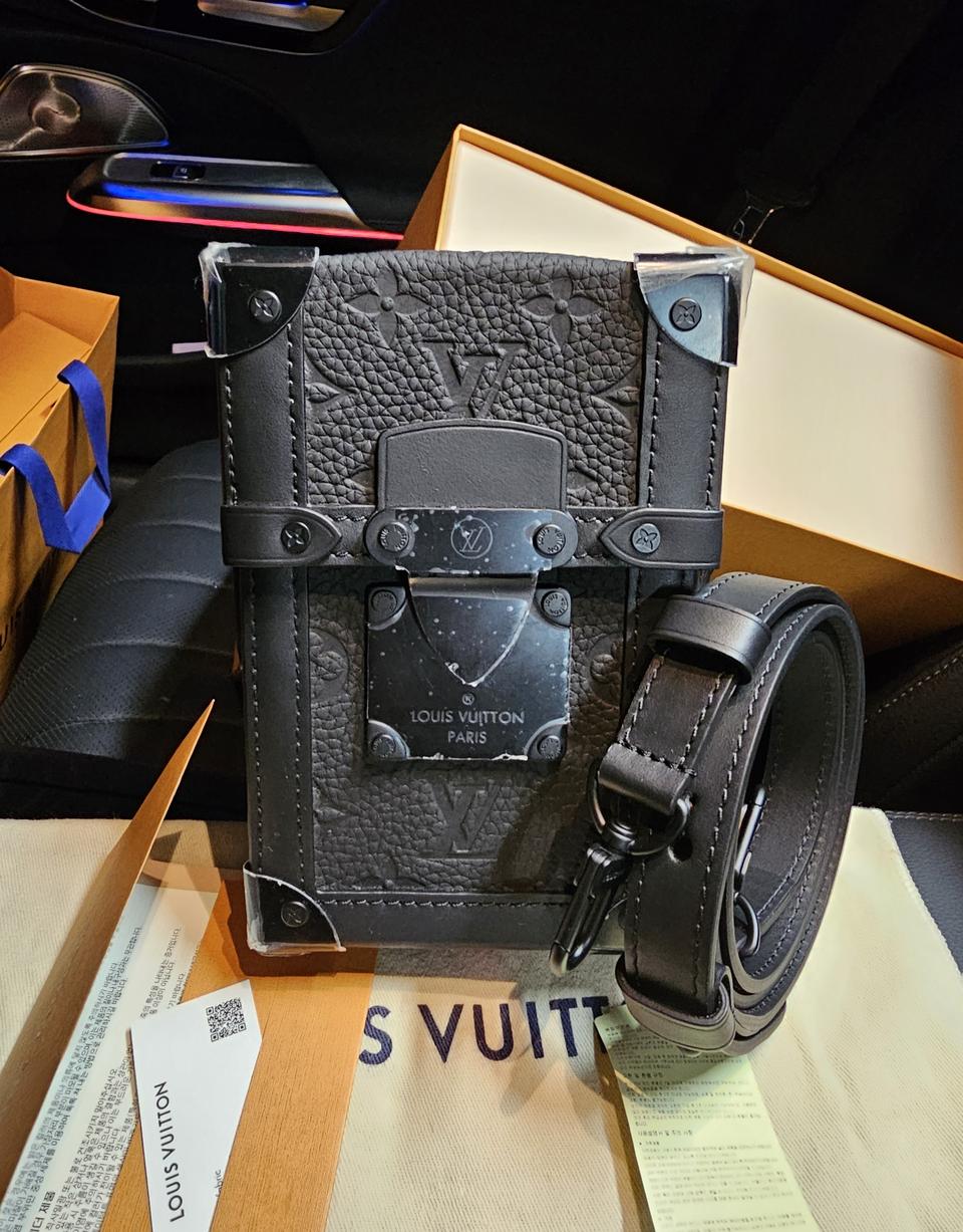 루이비통 버질아블로 s락 토리옹 버티컬 트렁크 크로스백 (새상품)