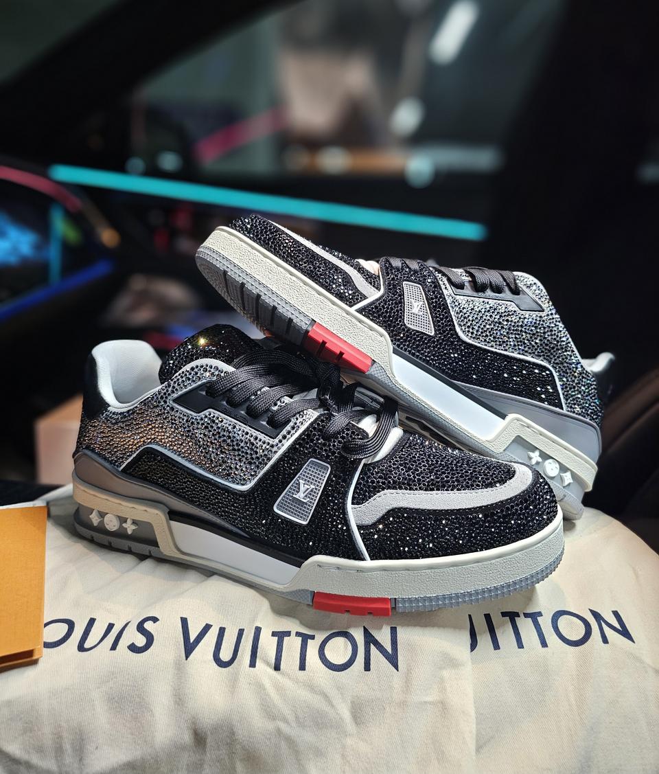 루이비통x스와로브스키 크리스탈 트레이너 스니커즈 9사이즈 (새상품)