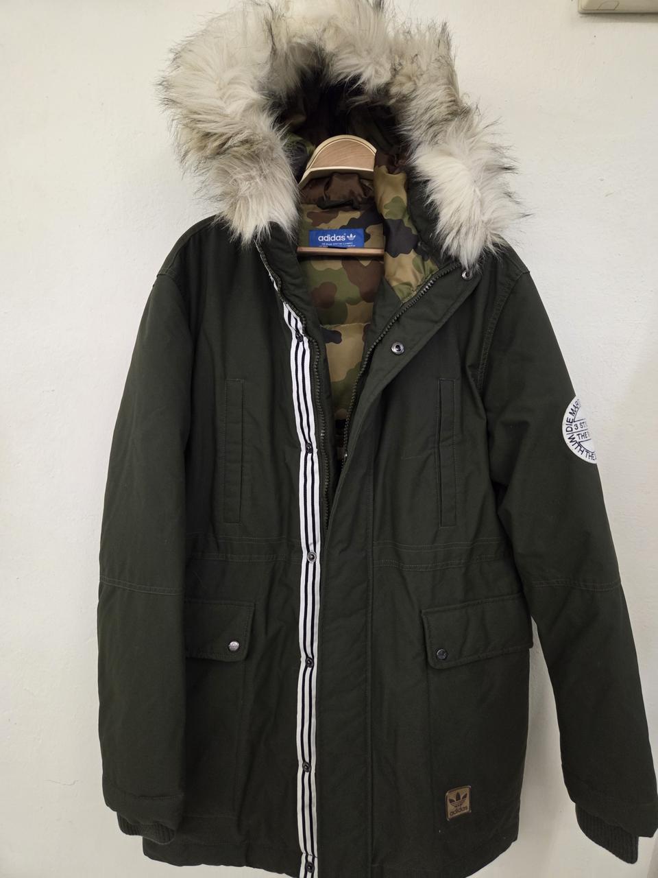 인하))아디다스 다운패딩