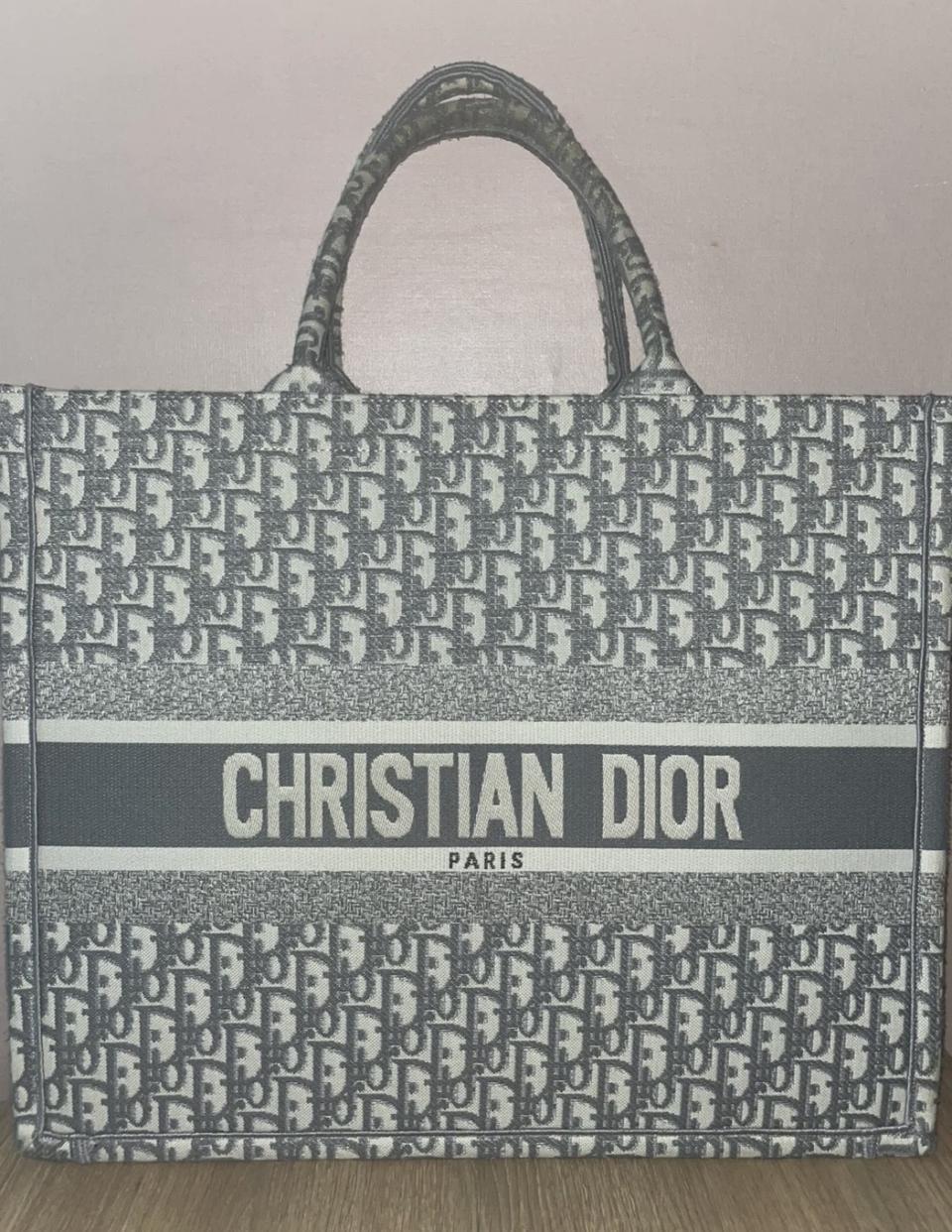 디올 토트백