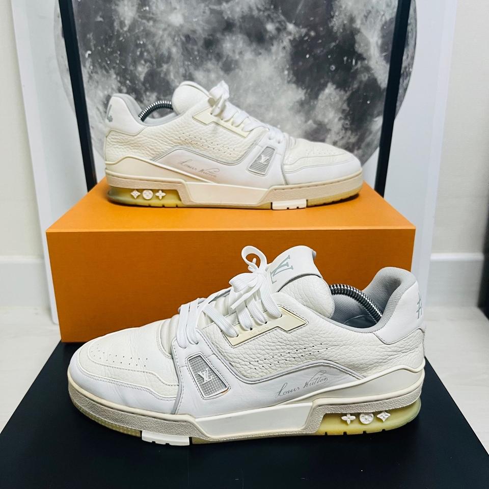 정품 8.5) 루이비통 트레이너 스니커즈 275~280