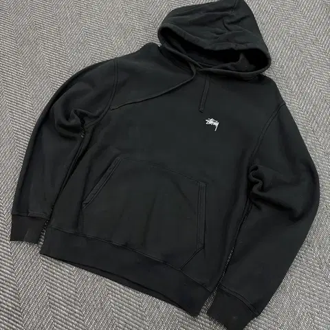 스투시 후드티 블랙