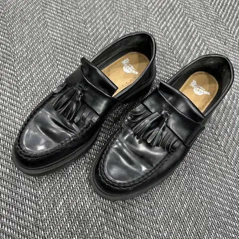 닥터마틴 태슬 로퍼 클래식