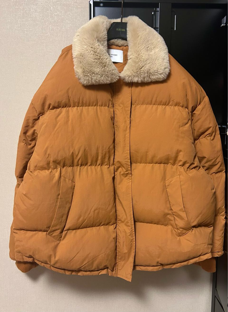 퍼카라 브라운베이지 패딩