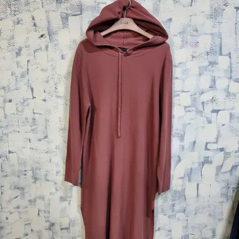 오조크 여성 후드 니트 롱원피스 free