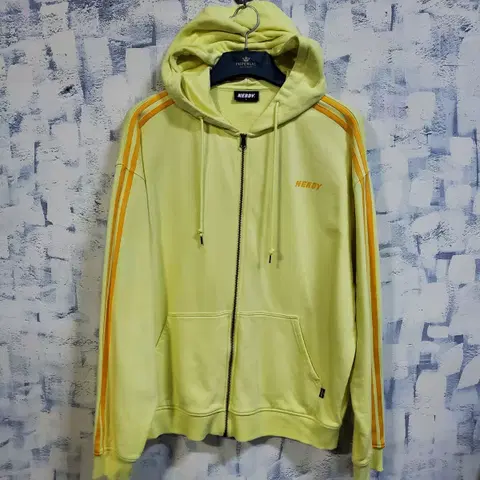 널디 트랙탑 후드집업 L