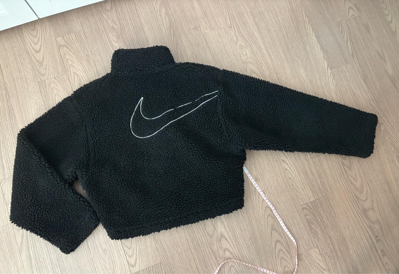 나이키 뽀글이 양털 반크롭 후리스자켓 여성 s