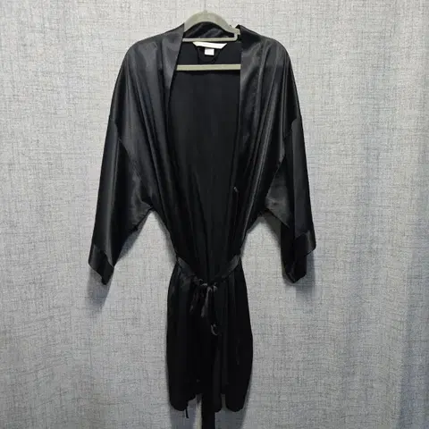 빅토리아시크릿 블랙 새틴 가운 홈웨어 s