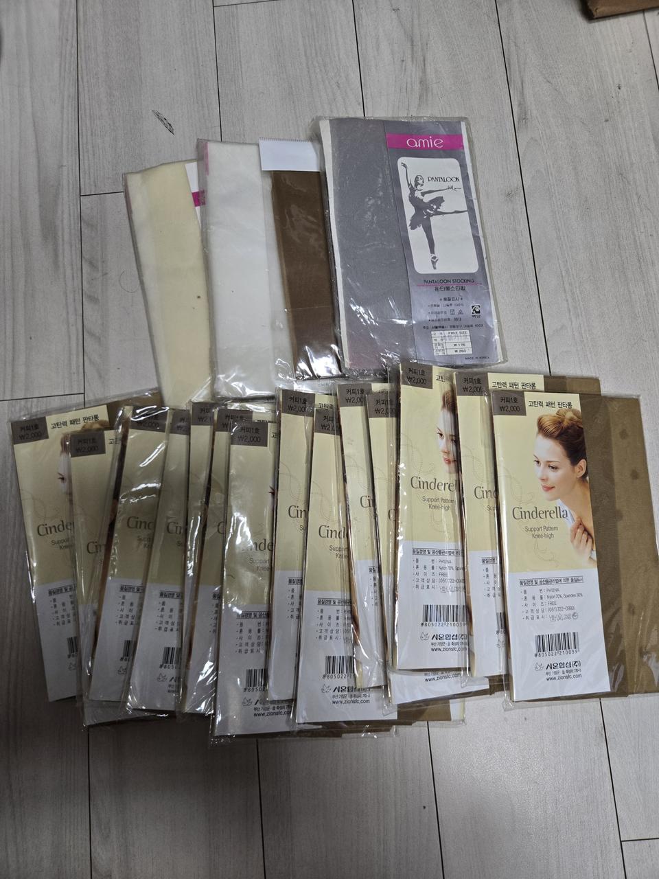 새제품 여성 판타롱 스타킹 18개 일괄