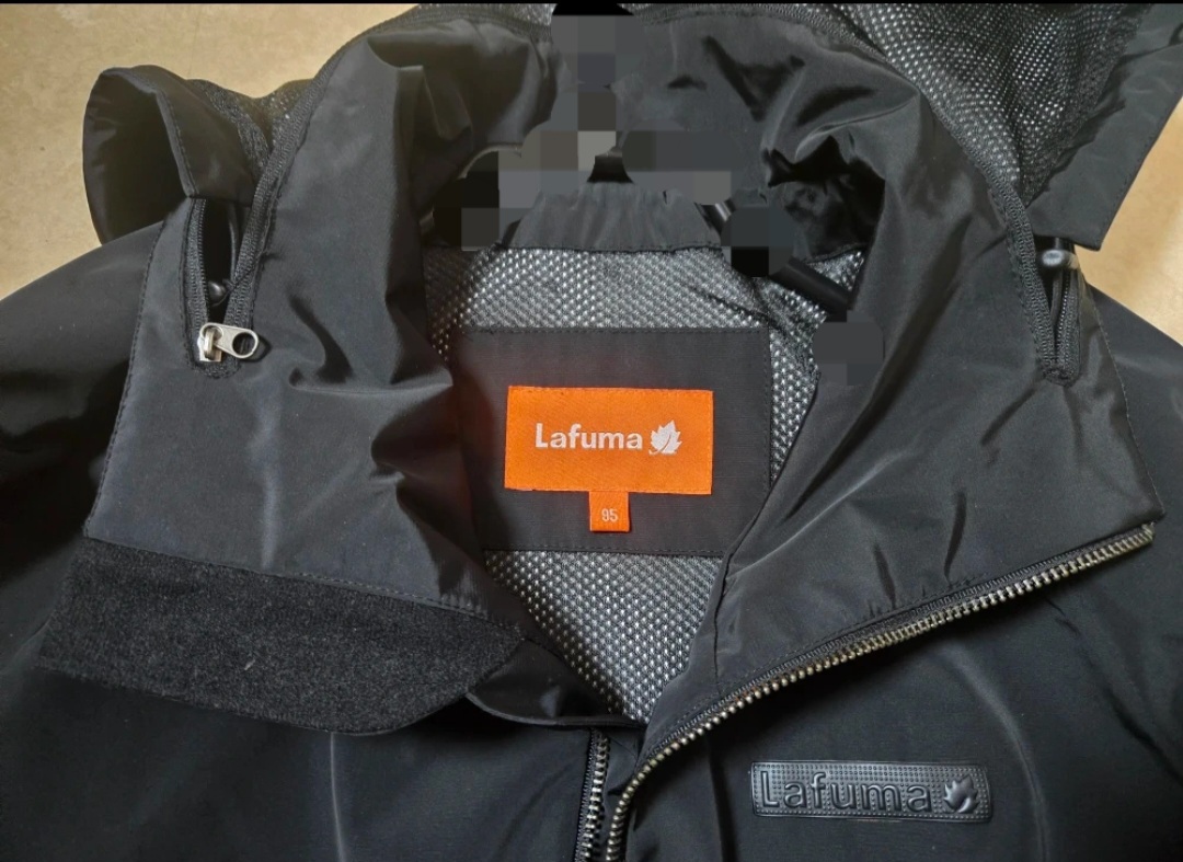 라퓨마 후드형 자켓입니다 95