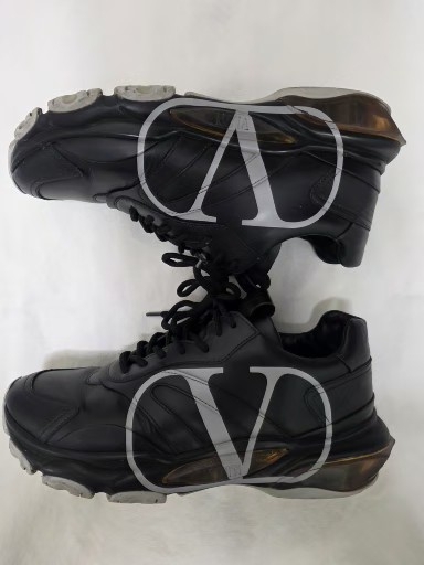 발렌티노 로고 스니커즈 정품