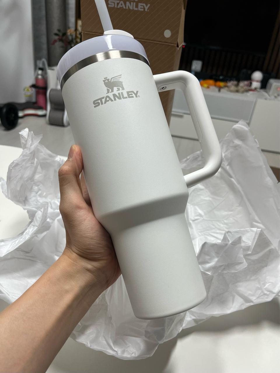 [새상품]스탠리 퀜처2.0 텀블러 1.18L