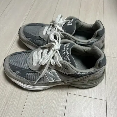 뉴발란스 993 220사이즈 팜