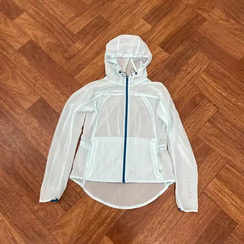 여성 나이키 러닝 경량 바람막이