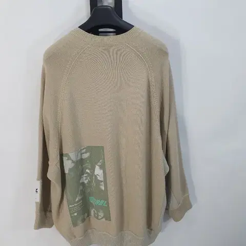 시스템 니트 패치 오버사이즈 루즈핏 울 스웨터 베이지 F