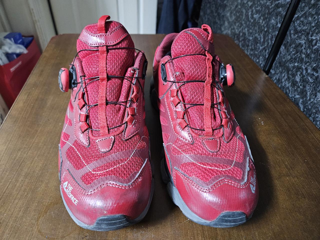 레드페이스 트레킹화 270