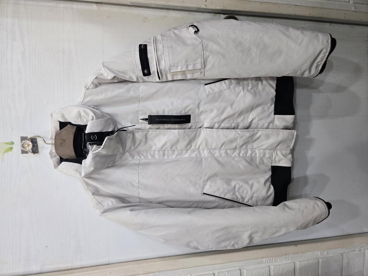 95,M)) 내셔널지오그래픽 오리털 패딩! 패딩 빵빵~ 뜨뜻한 패딩!~