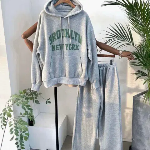 [새상품] 기모 레터링 후드 맨투맨 밴딩 와이드조거팬츠 겨울트레이닝세트