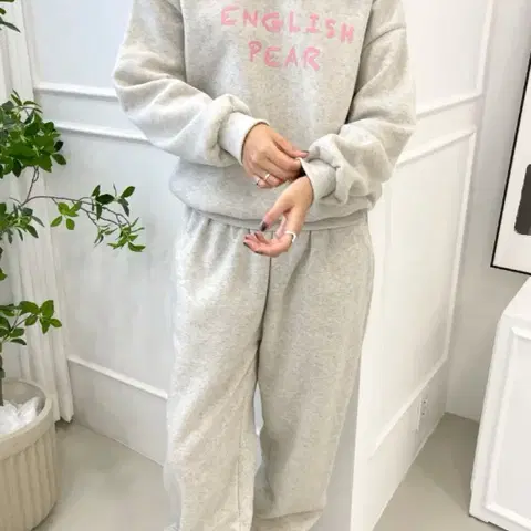 [새상품] 레터링 기모 맨투맨 와이드바지 조거팬츠 트레이닝세트 겨울셋업