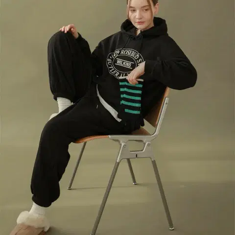 [새상품] 블랙 기모 후드맨투맨 와이드 조거팬츠 겨울 트레이닝세트 루즈핏