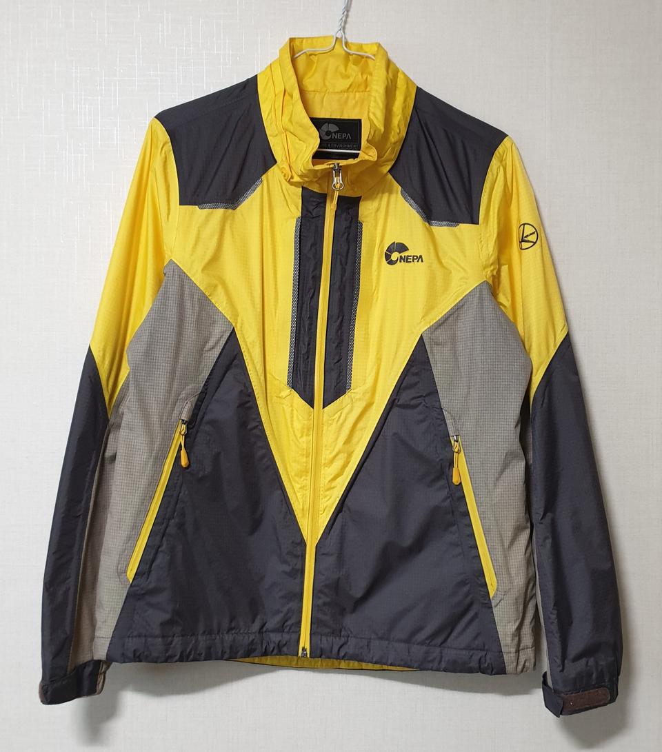 네파 아웃도어 바람막이 95사이즈