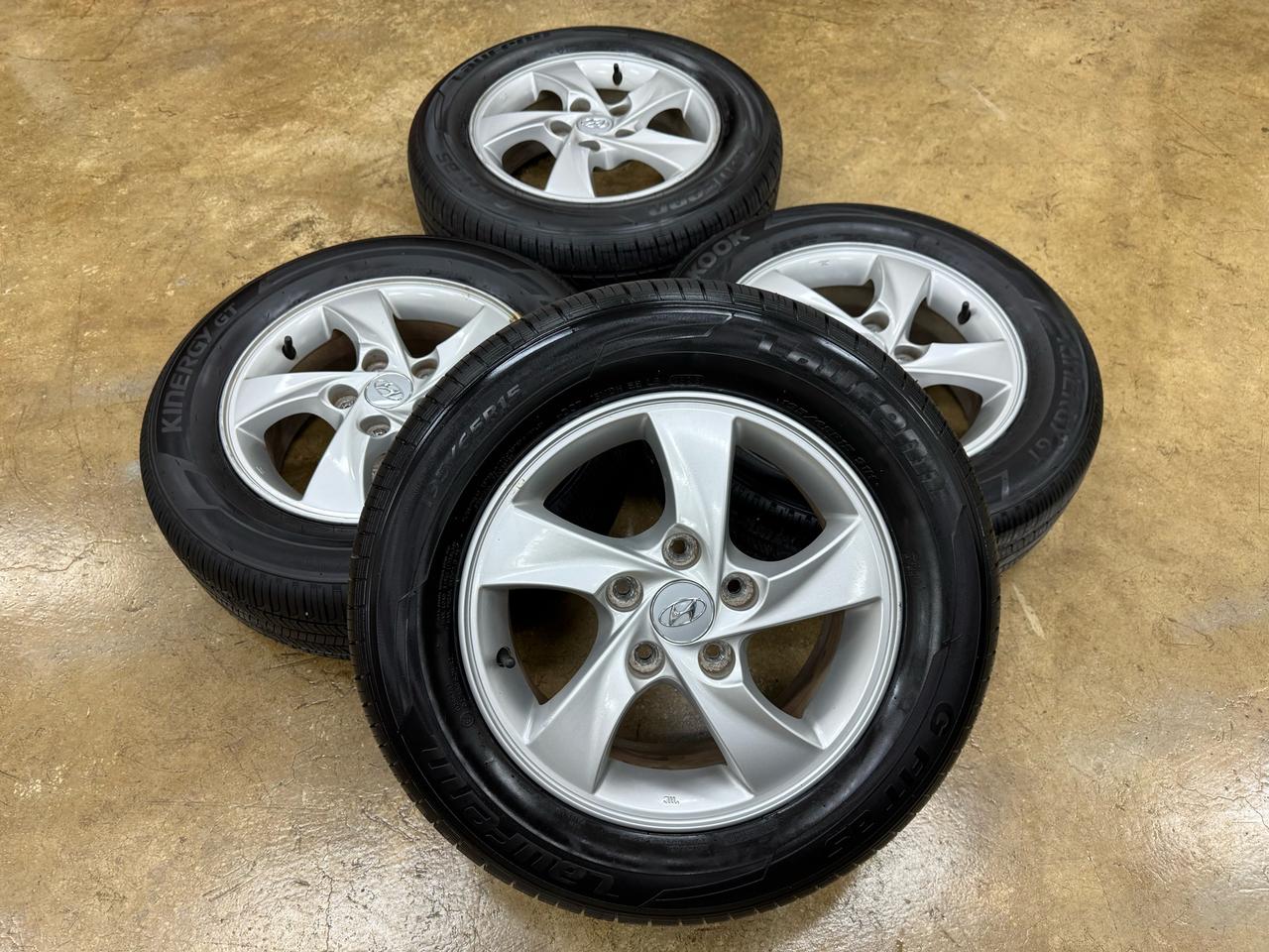 아반떼MD 15인치 순정휠타이어 팝니다