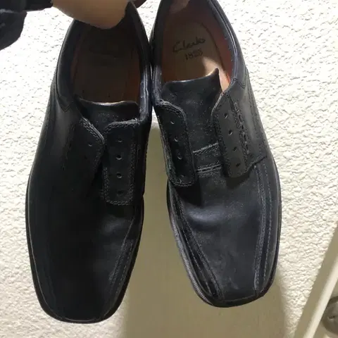 클락스 검정색 남성용 구두 255