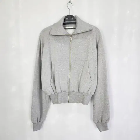 0402 BBOO 회색 크롭 기모 집업 자켓 프리사이즈