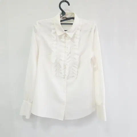 0389 thyren 레이스 프릴 블라우스 아이보리s사이즈