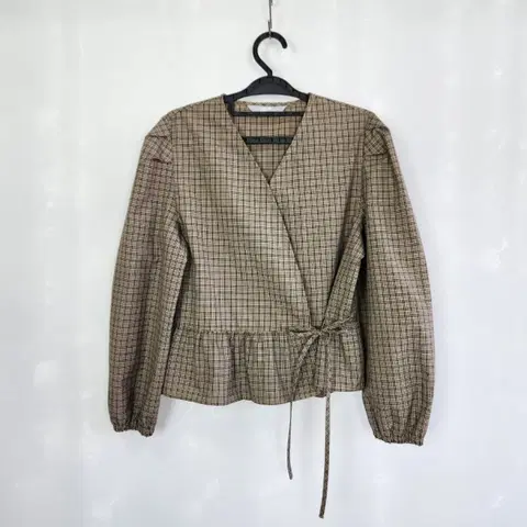 0429 에잇세컨즈 체크 랩 블라우스 브라운 긴팔 m사이즈