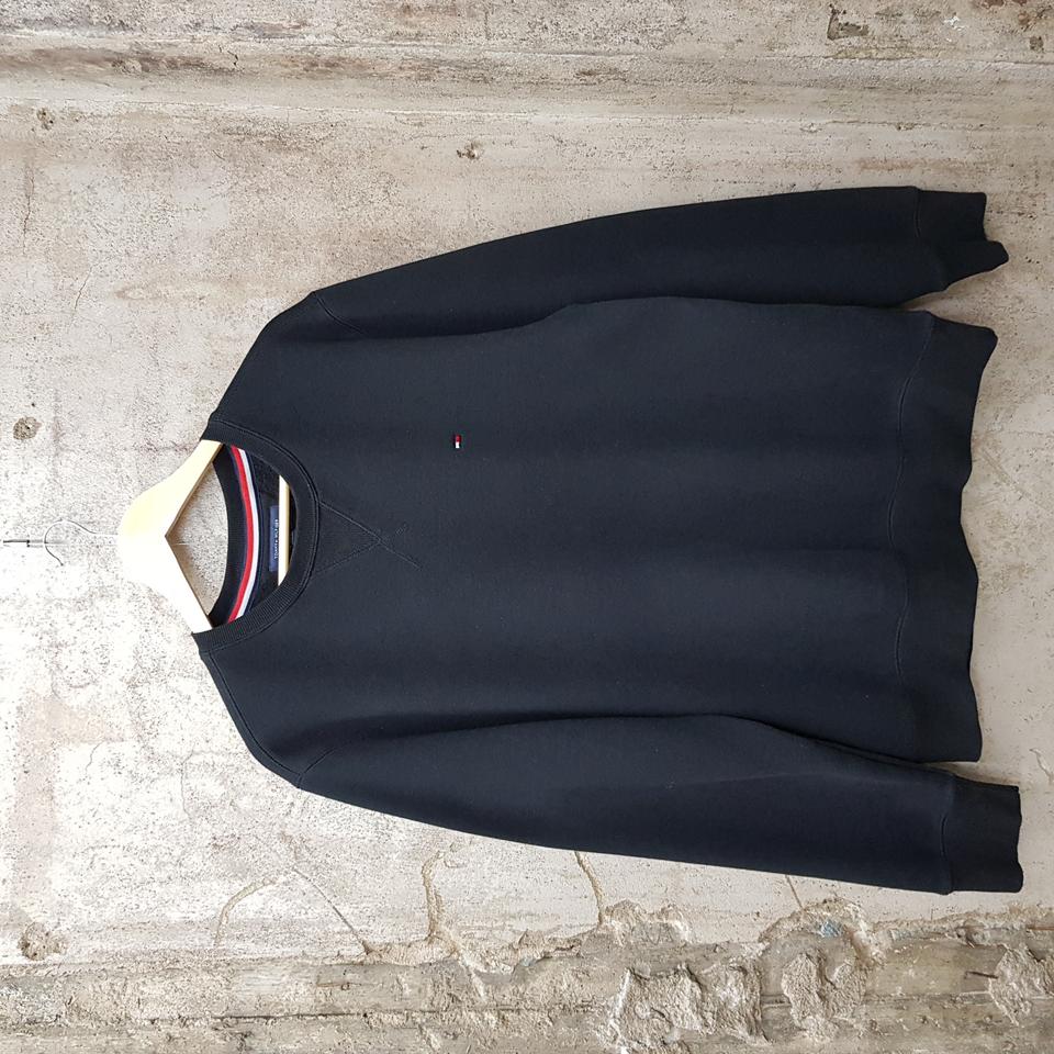 타미힐피거 라운드넥 맨투맨 XL사이즈