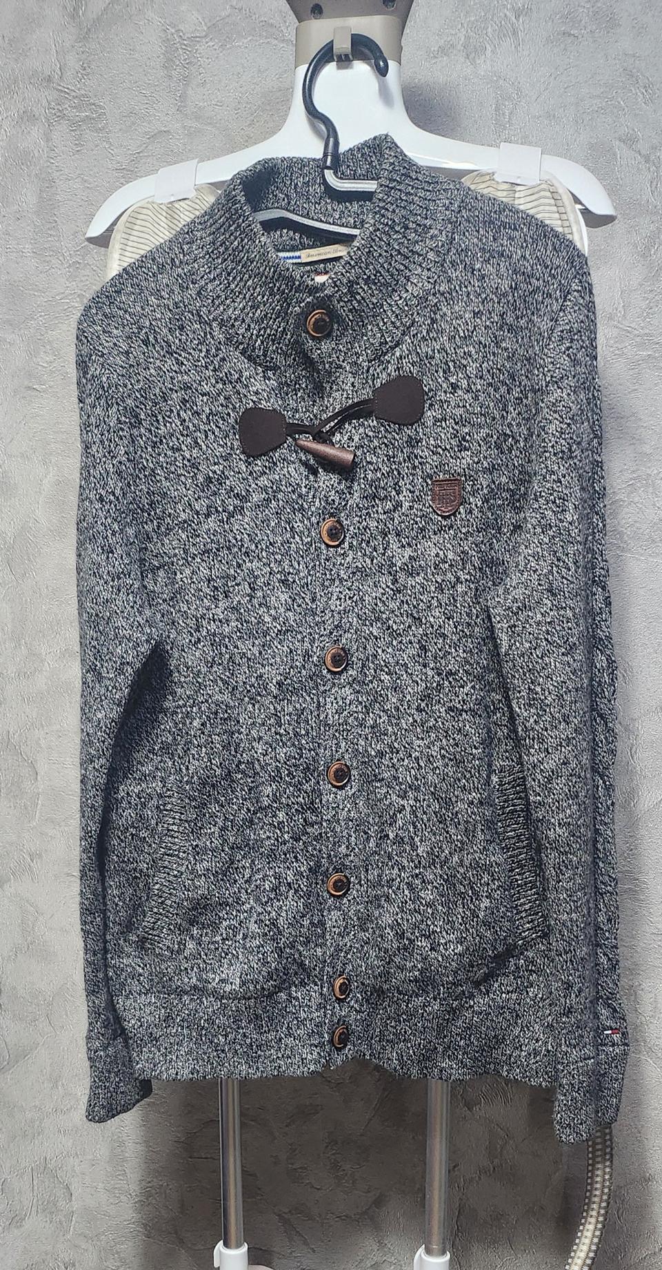 힐피거니트가디건