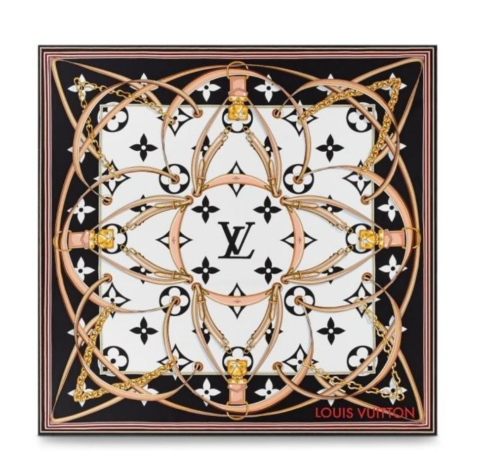 루이비통 정품 사각스카프 거의새것